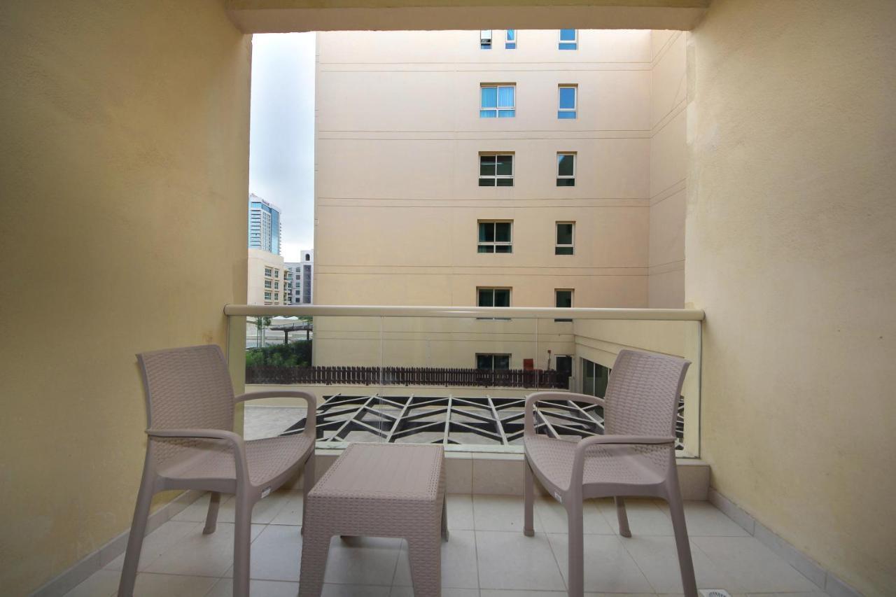 New Arabian Al Dhafra 2 The Greens 1 Br Dubai Esterno foto
