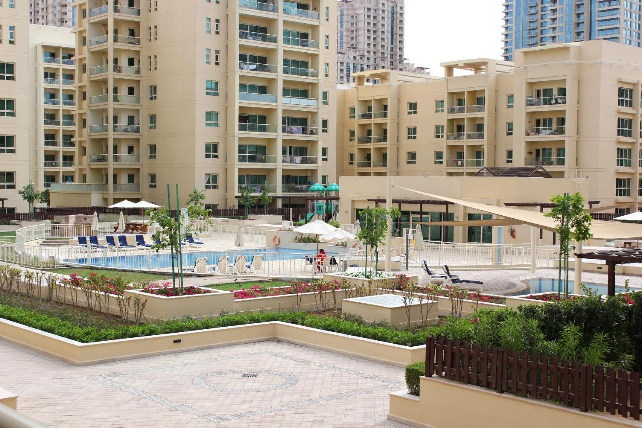 New Arabian Al Dhafra 2 The Greens 1 Br Dubai Esterno foto